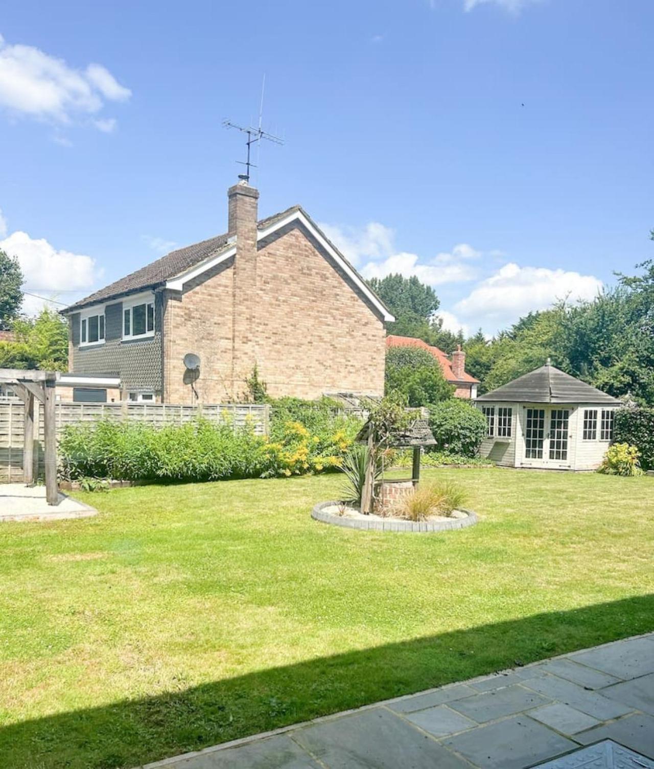 Luxe 5 Bed House In Guildford. Morden Amenities Villa Normandy Exterior photo